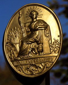 image qui représente une pièce dorée